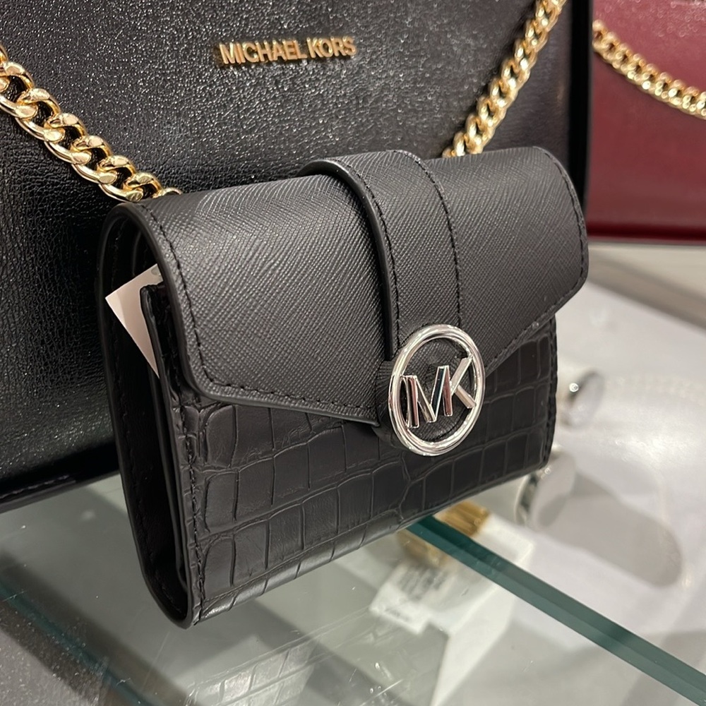 MICHAEL KORS CARMEN MEDIUM LOGO AND FAUX LEATHER WALLET BLACK 
NWT - Picture 7 of 16